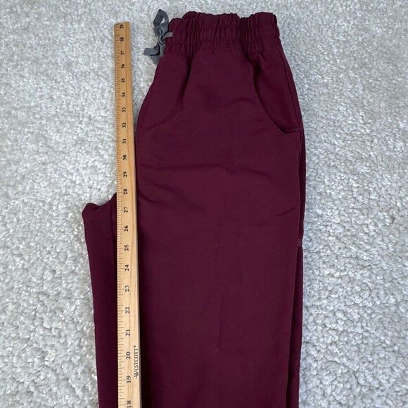 Figs Scrub Set Zamora Jogger & Catarina Top Set Burgundy - Picture 8 of 12